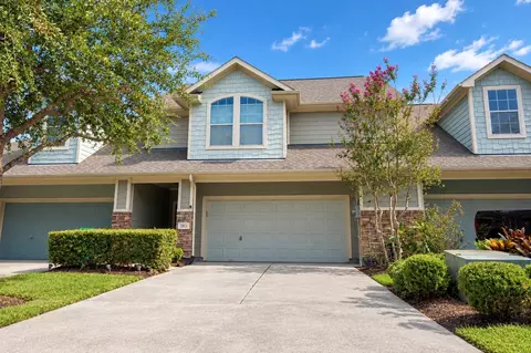 2812 Sand Dune Dr, Seabrook, TX 77586