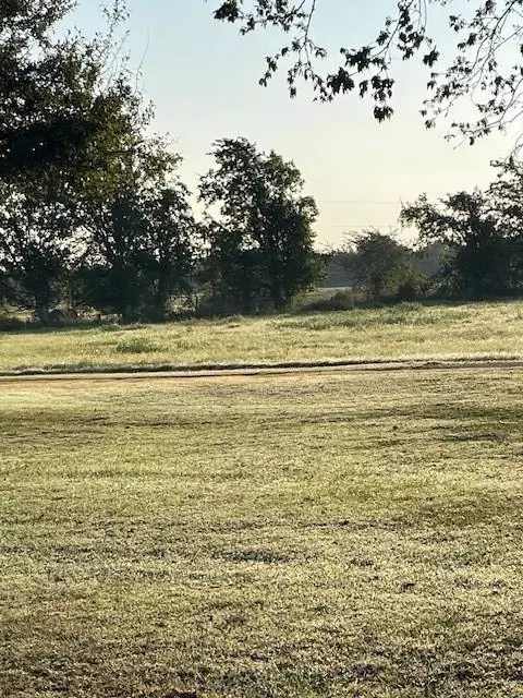 40606 Holik Rd, Hempstead, TX 77445