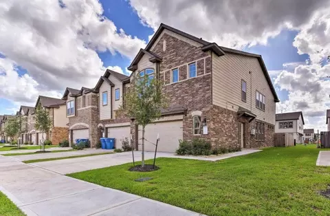 3322 Harvest Meadow Ln, Rosenberg, TX 77471