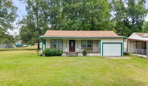 190 Lake View Ln, Livingston, TX 77351