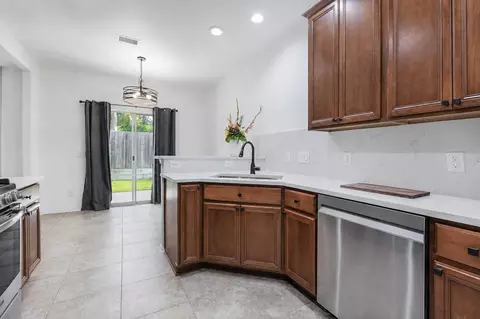 13600 Breton Ridge St #7A, Houston, TX 77070