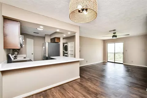 2501 Gulf Fwy #14A, Dickinson, TX 77539