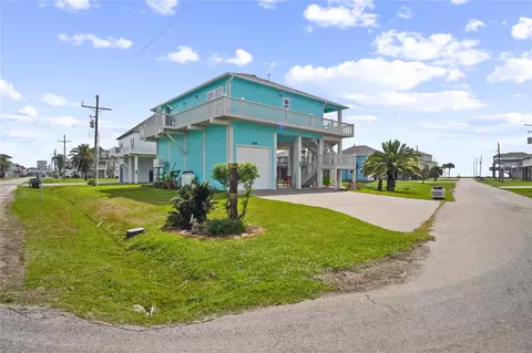 2566 Tide Dr, Crystal Beach, TX 77650