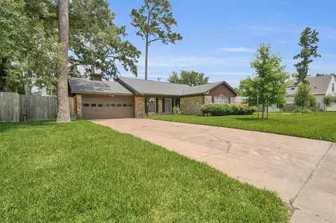 442 Mignon Ln, Houston, TX 77024