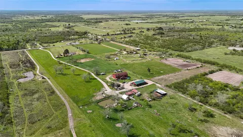 View/Area - 8570 Sunny Side Rd, Hempstead, TX 77445 photo 3 of 8