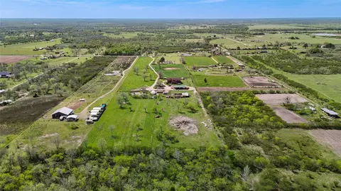 View/Area - 8570 Sunny Side Rd, Hempstead, TX 77445 photo 4 of 8