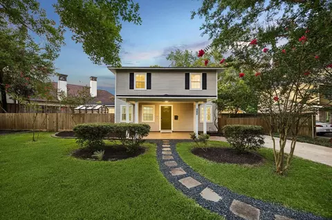 858 Azalea St, Houston, TX 77018