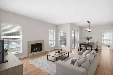 6602 Harbor Town Dr #1207, Houston, TX 77036