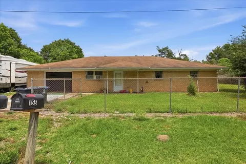 150 Gary St, Bridge City, TX 77611