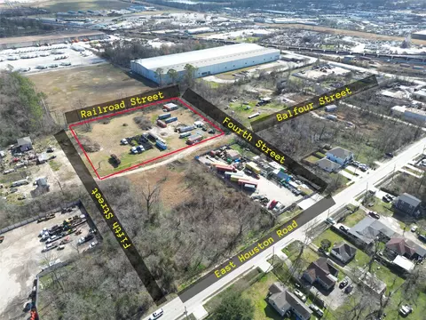5504 Balfour, Houston, TX 77028