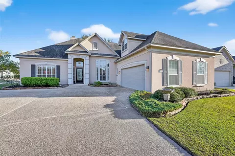 249 Blue Hill Dr, Montgomery, TX 77356