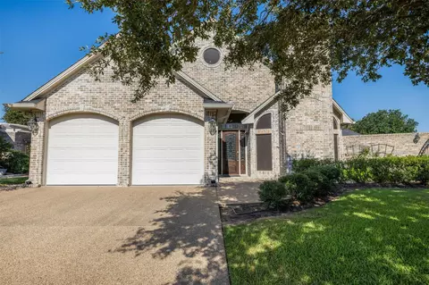 5011 Fairfield Ct, Bryan, TX 77802