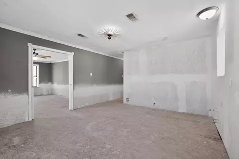 Living - 712 E Peach St, Angleton, TX 77515 photo 7 of 7