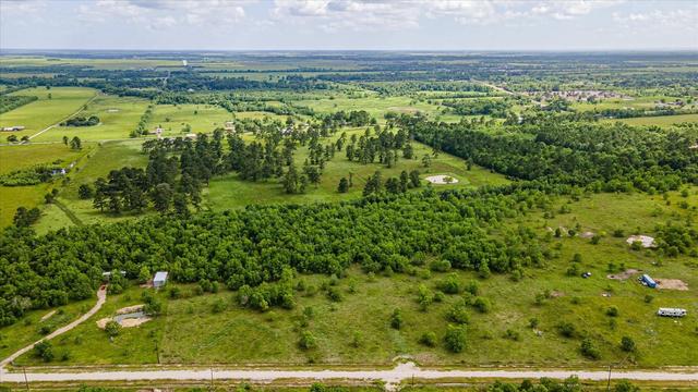 348 Private Road 77003, Liberty, TX 77575