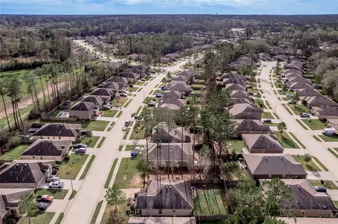 View/Area - 2068 Lost Timbers Dr, Conroe, TX 77304 photo 2 of 5