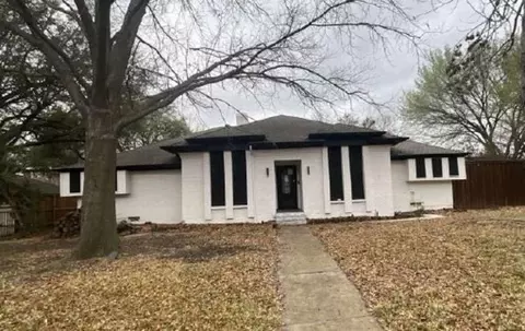 5117 Greensboro Dr, Sachse, TX 75048