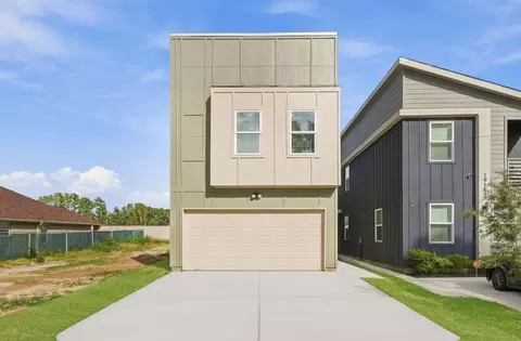 19114 Sears Dr, Humble, TX 77338