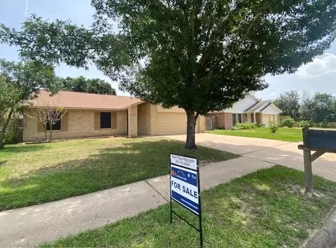 6730 New World Dr, Katy, TX 77449
