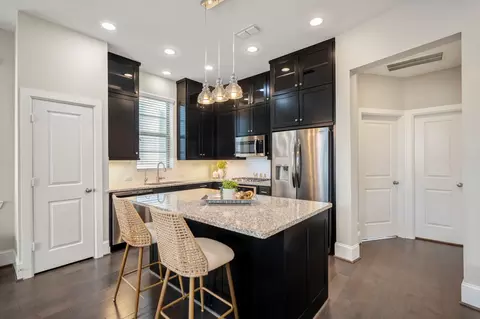 5404 Cornish St, Houston, TX 77007