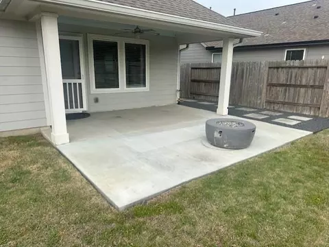 Exterior - 2332 Hagerman Rd, Conroe, TX 77384 photo 5 of 6
