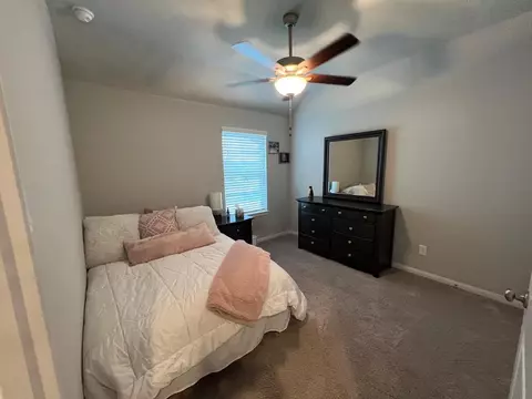Bedroom - 2332 Hagerman Rd, Conroe, TX 77384 photo 2 of 5