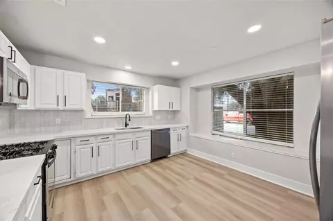 Kitchen - 2723 Goldspring Ln, Spring, TX 77373 photo 1 of 4