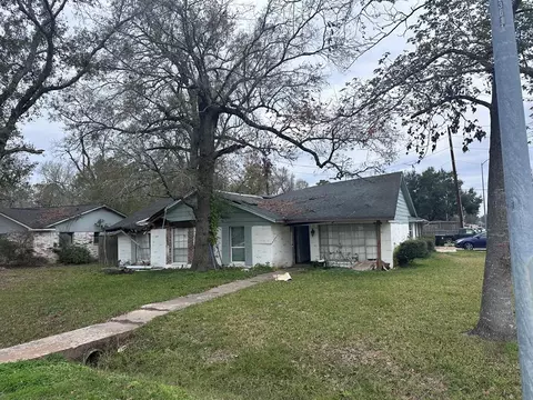 751 Pas Trl, Huffman, TX 77336 photo 1