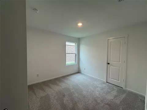 Bedroom - 521 Falling Cave Dr, Willis, TX 77378 photo 4 of 7