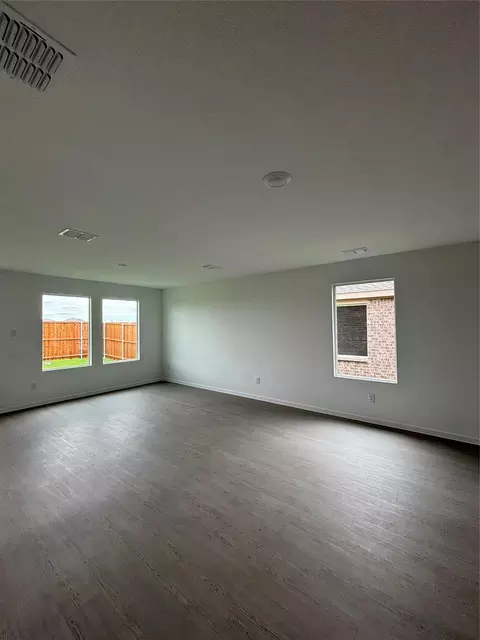 Living - 521 Falling Cave Dr, Willis, TX 77378 photo 4 of 4