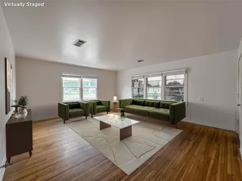 640 Parson Dr, Beaumont, TX 77706