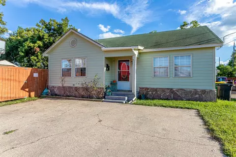 701 Ward Rd, Baytown, TX 77520