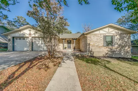948 Spring Hills Dr, New Braunfels, TX 78130