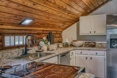 Kitchen - 5802 Fm 50, Brenham, TX 77833 photo 2 of 3