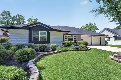 1626 Seagate Ln, Houston, TX 77062