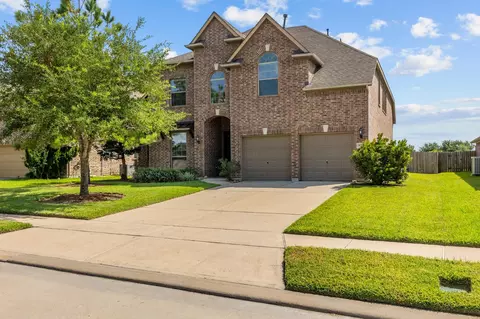 9907 Sterling Village Dr, Rosharon, TX 77583