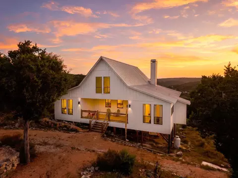 4010 Summit Hurst, New Braunfels, TX 78132