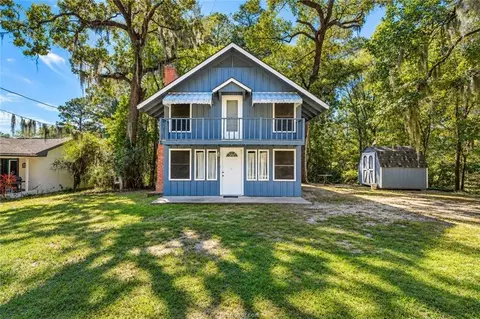 16 Hickory Holw, Huntsville, TX 77320