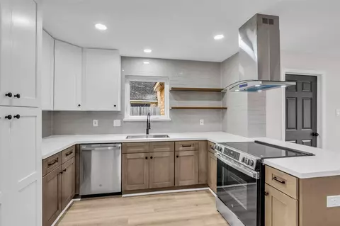 Kitchen - 8310 Forest Ridge Rd, Spring, TX 77379 photo 3 of 4