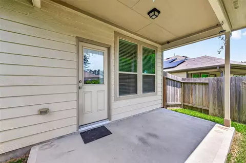Exterior - 4429 Longleaf Timbers Ct, Conroe, TX 77304 photo 12 of 12