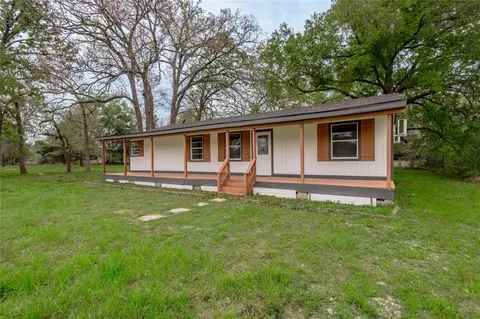 26353 Bedias Dr, Bedias, TX 77831
