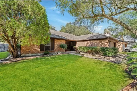 Exterior - 22018 Silver Lode Dr, Katy, TX 77450 photo 3 of 3