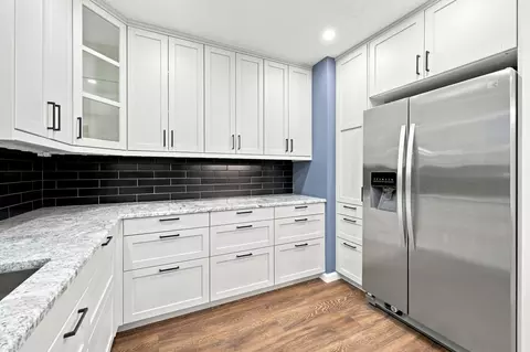 Kitchen - 25514 Fairbrook Ln, Spring, TX 77373 photo 2 of 4