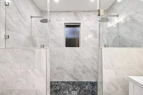 Bath - 25514 Fairbrook Ln, Spring, TX 77373 photo 3 of 5