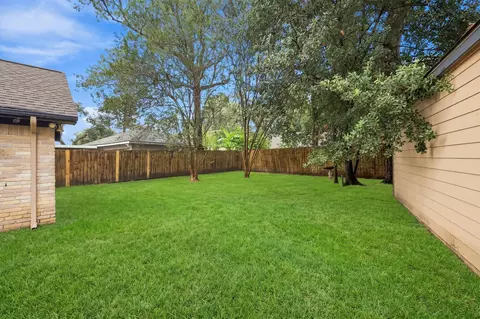 Exterior - 25514 Fairbrook Ln, Spring, TX 77373 photo 7 of 9
