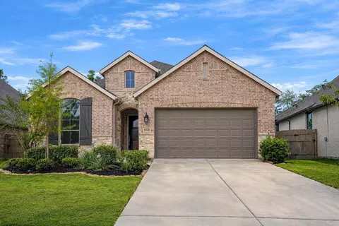 17127 Crimson Crest Dr, Conroe, TX 77302