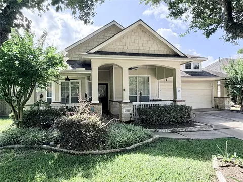 13822 Parkers Cove Ct, Houston, TX 77044
