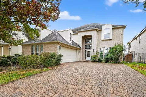 14419 Manorbier Ln, Sugar Land, TX 77498