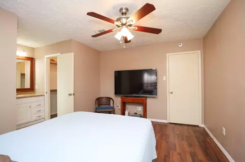 Bedroom - 9511 Dornoch Dr, Spring, TX 77379 photo 6 of 6