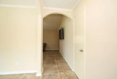 Entry Way - 9511 Dornoch Dr, Spring, TX 77379 photo 2 of 3