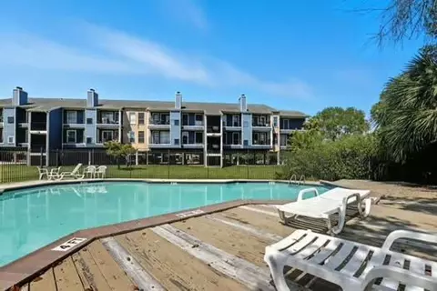18617 Egret Bay Blvd #712, Houston, TX 77058